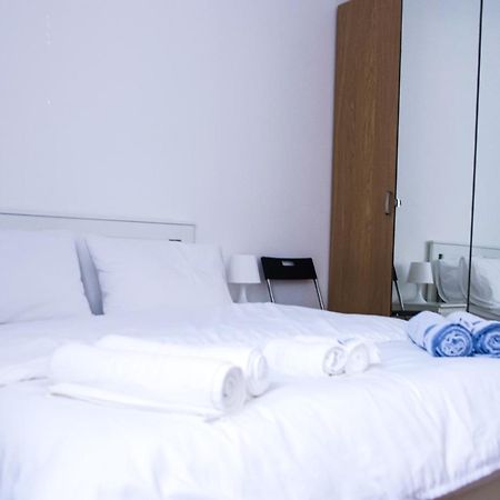Prague Tlv By Paybox Apartment Тел Авив Екстериор снимка